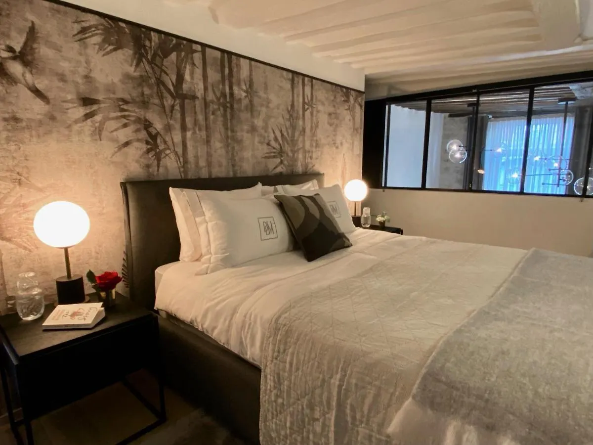 Dlm Paris Apartment 0*,  France